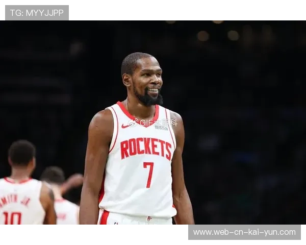 火箭末节发力险胜快船 杜兰特里程碑助球队守西部前三 火箭末节发力险胜快船 杜兰特里程碑助球队守西部前三